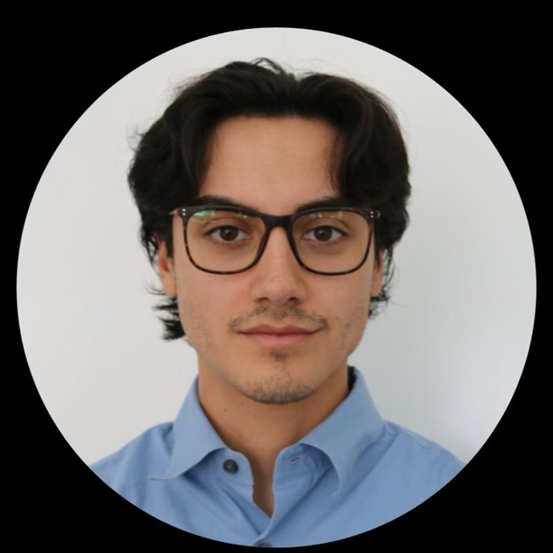 Sebastian Diaz-Tafel headshot